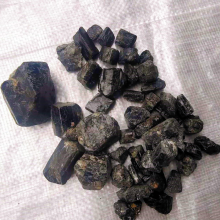 探尋河北電氣石原礦石 汗蒸房用高純托瑪琳石的品質(zhì)與價(jià)格解析